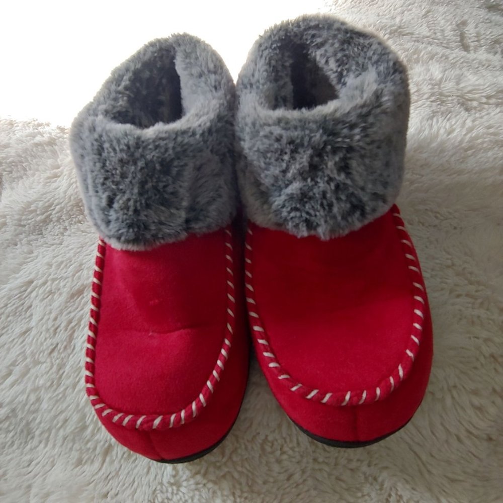 Vonmay Moccasin Plush Winter Shoes Warm comfortable Slippers Indoor/Outdoor Use